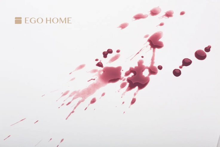 How to Clean Blood Off a Bed
