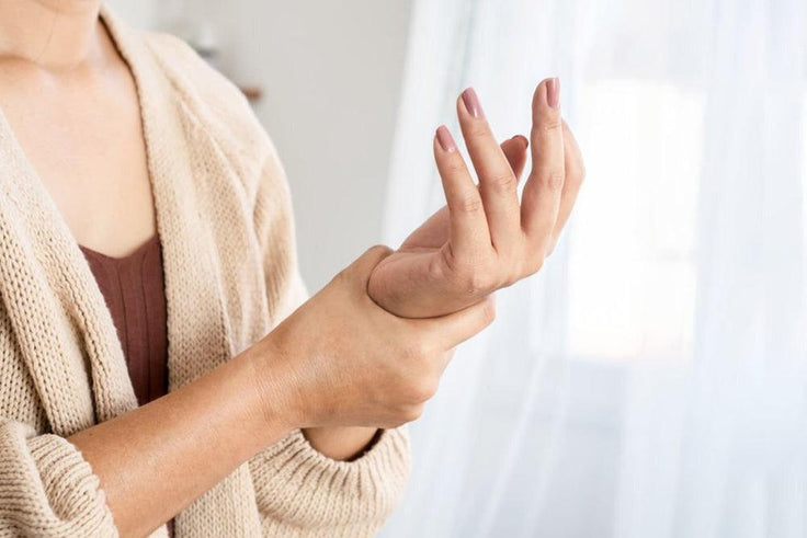 Numb Hands When Sleeping: What You Should Know - EGOHOME