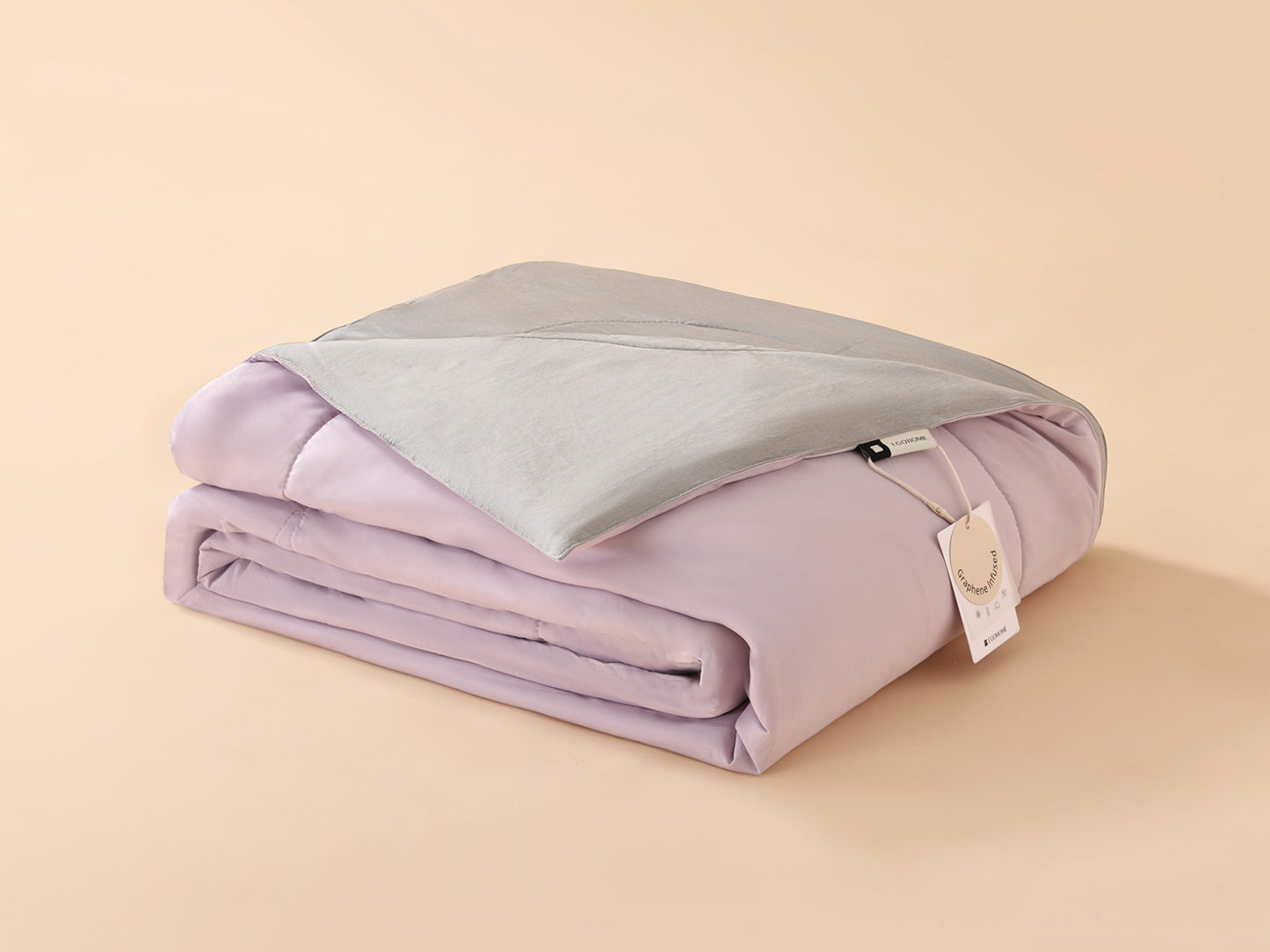Graphora™ Dual-Cooling Comforter